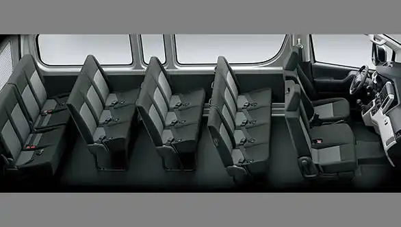 Toyota Hiace – Standard Roof