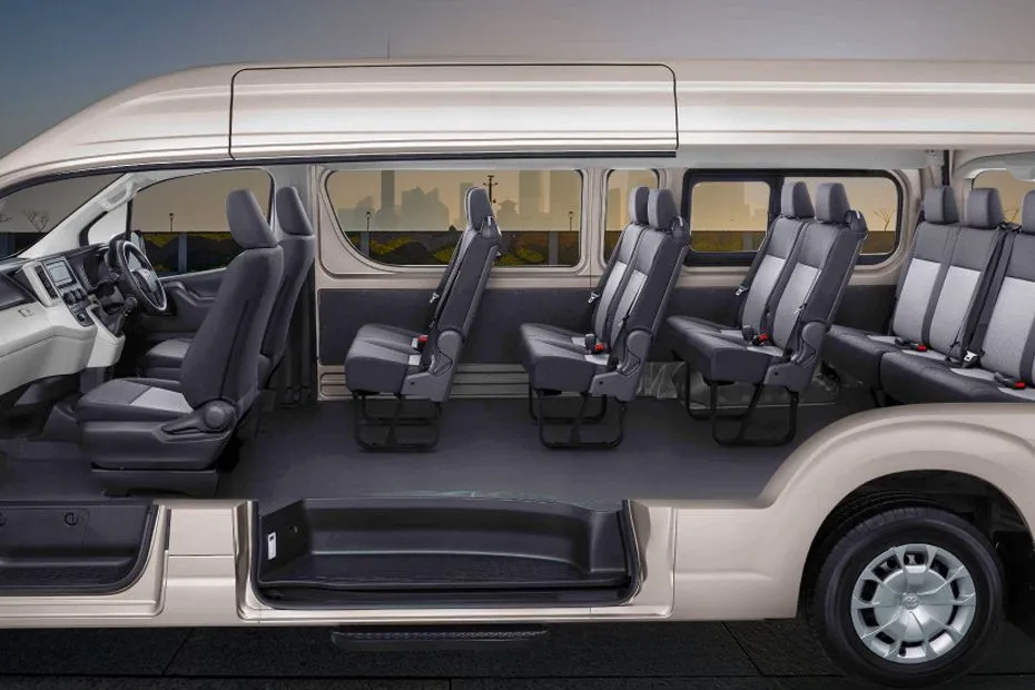 Toyota Hiace – High roof 16 Seats